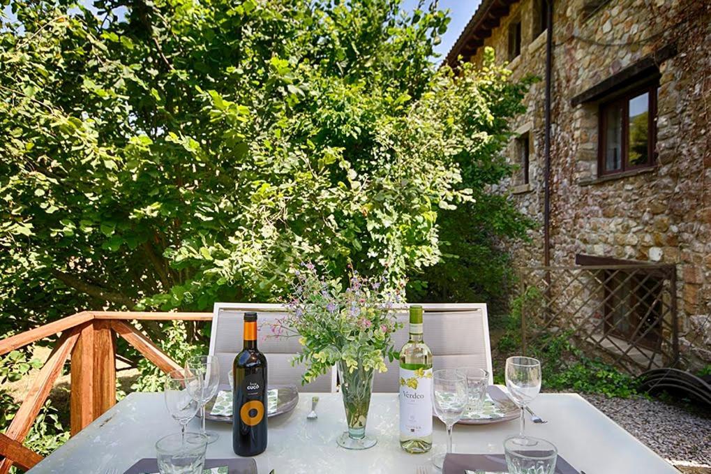 Can Cruanyes Sales de Llierca ภายนอก รูปภาพ